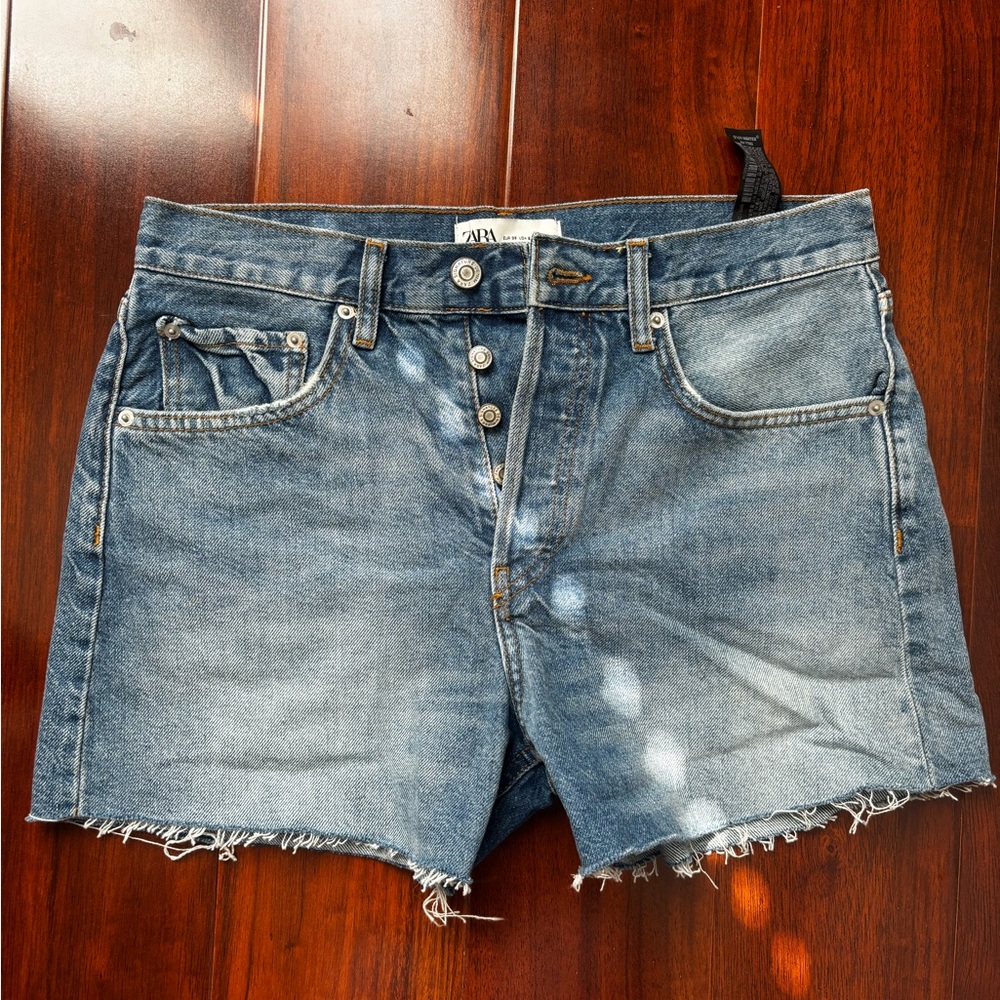 Zara Women's Blue Denim Shorts
